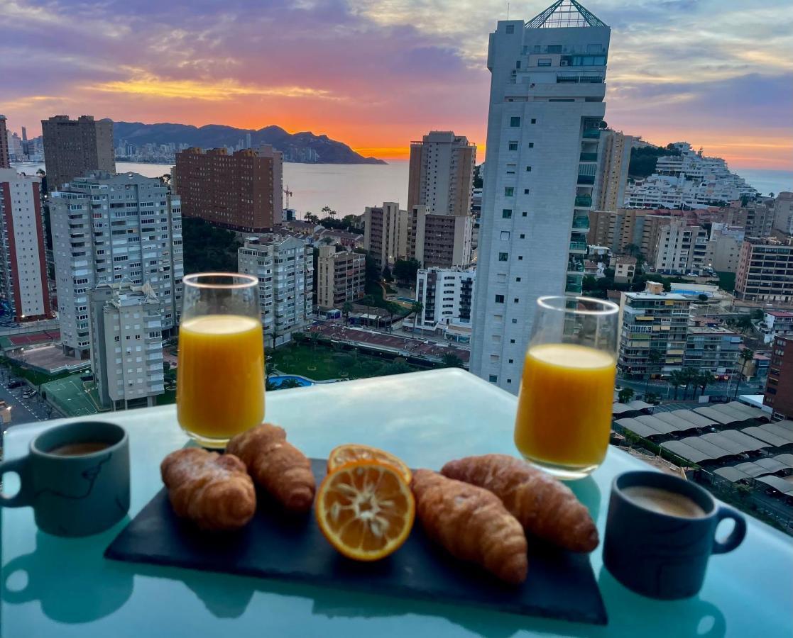 Traveler'S Beach Apartment With Sea View, Free Coffee & Parking Benidorm Exteriör bild