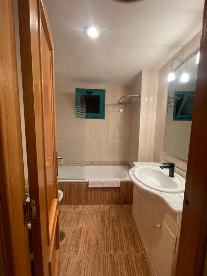 Traveler'S Beach Apartment With Sea View, Free Coffee & Parking Benidorm Exteriör bild